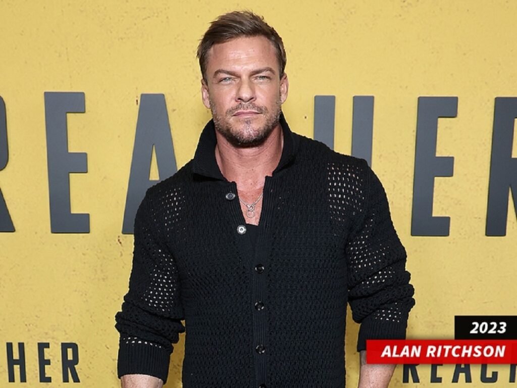 Alan Ritchson | Astro de REACHER agride vizinho na frente de crianças